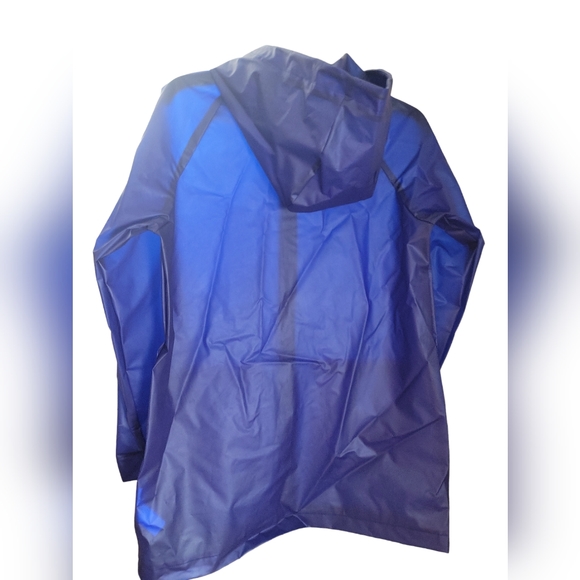 Joe fresh raincoat - Picture 2 of 6